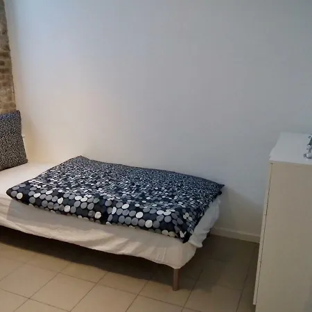 Central Lejlighed Med Plads Til 8 Personer 90m2 公寓 *