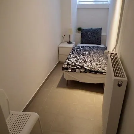公寓 Central Lejlighed Med Plads Til 8 Personer 90m2